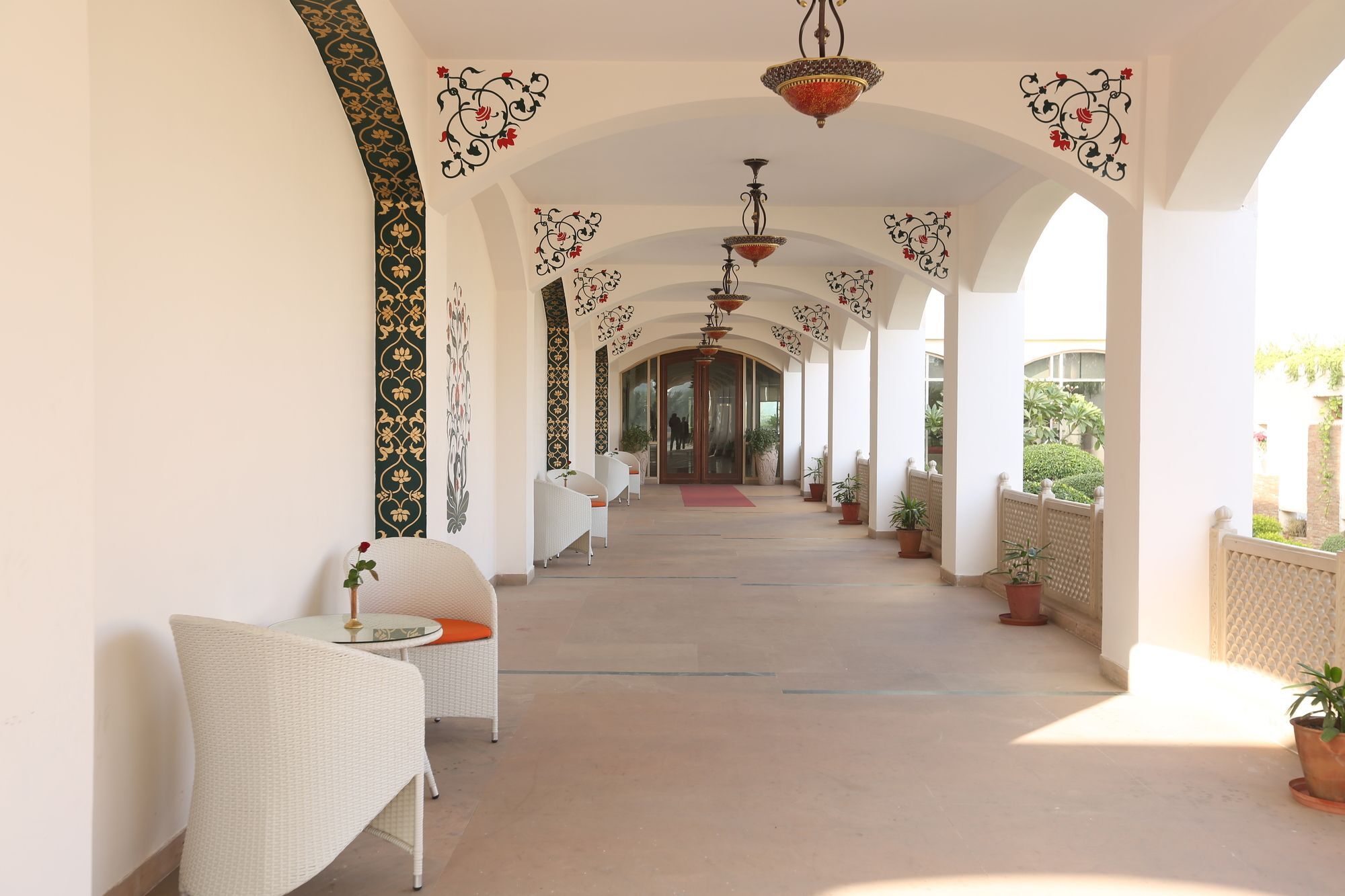 Ramada By Wyndham Jaipur Jaisinghpura Hotel Exterior photo